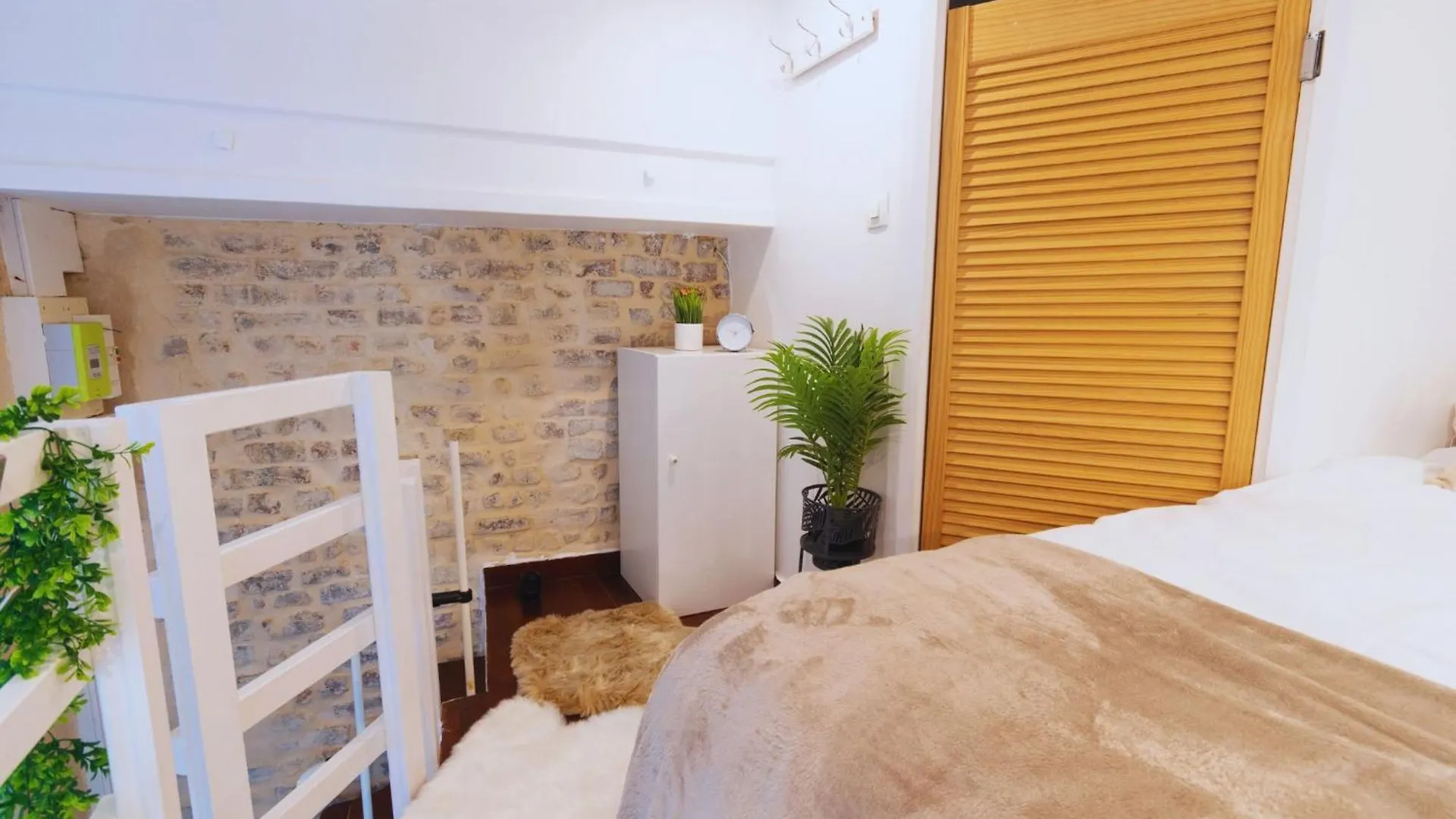 Duplex Parisien Charmant Metro13 Apartment Paris