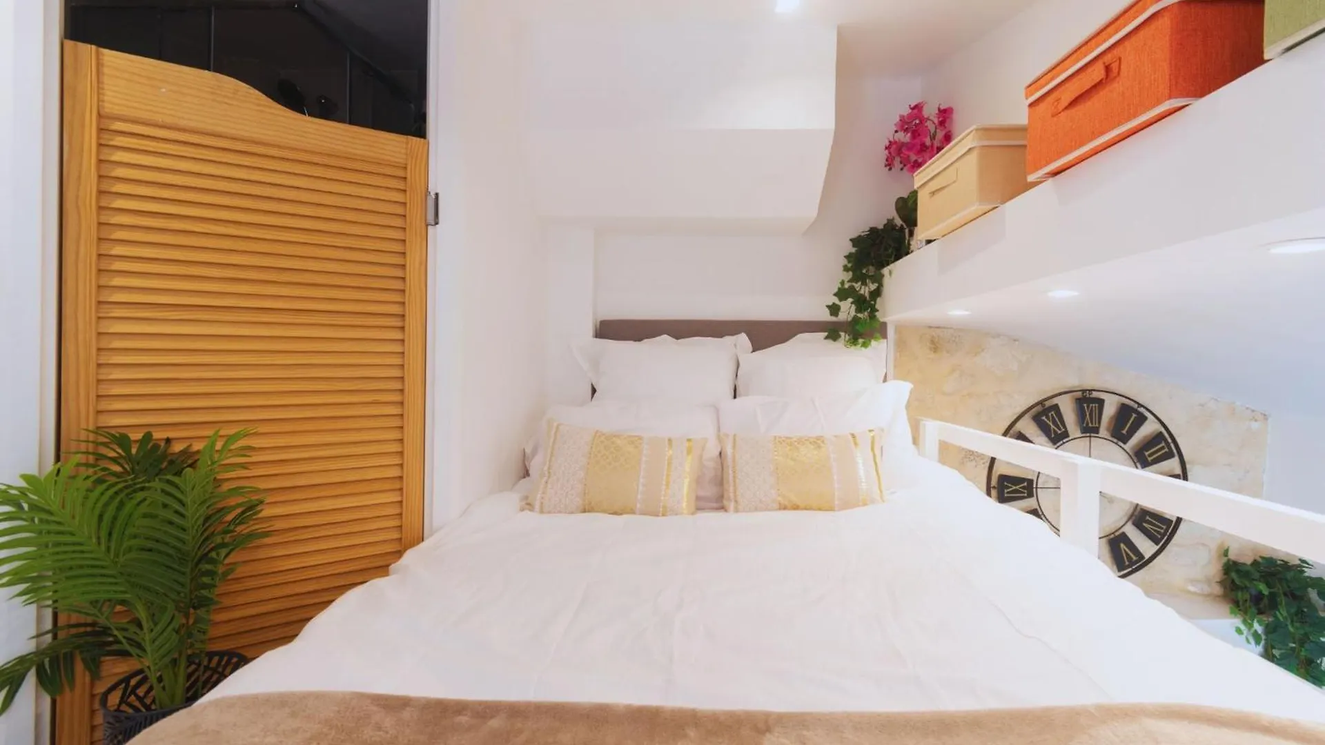 Apartment Duplex Parisien Charmant Metro13