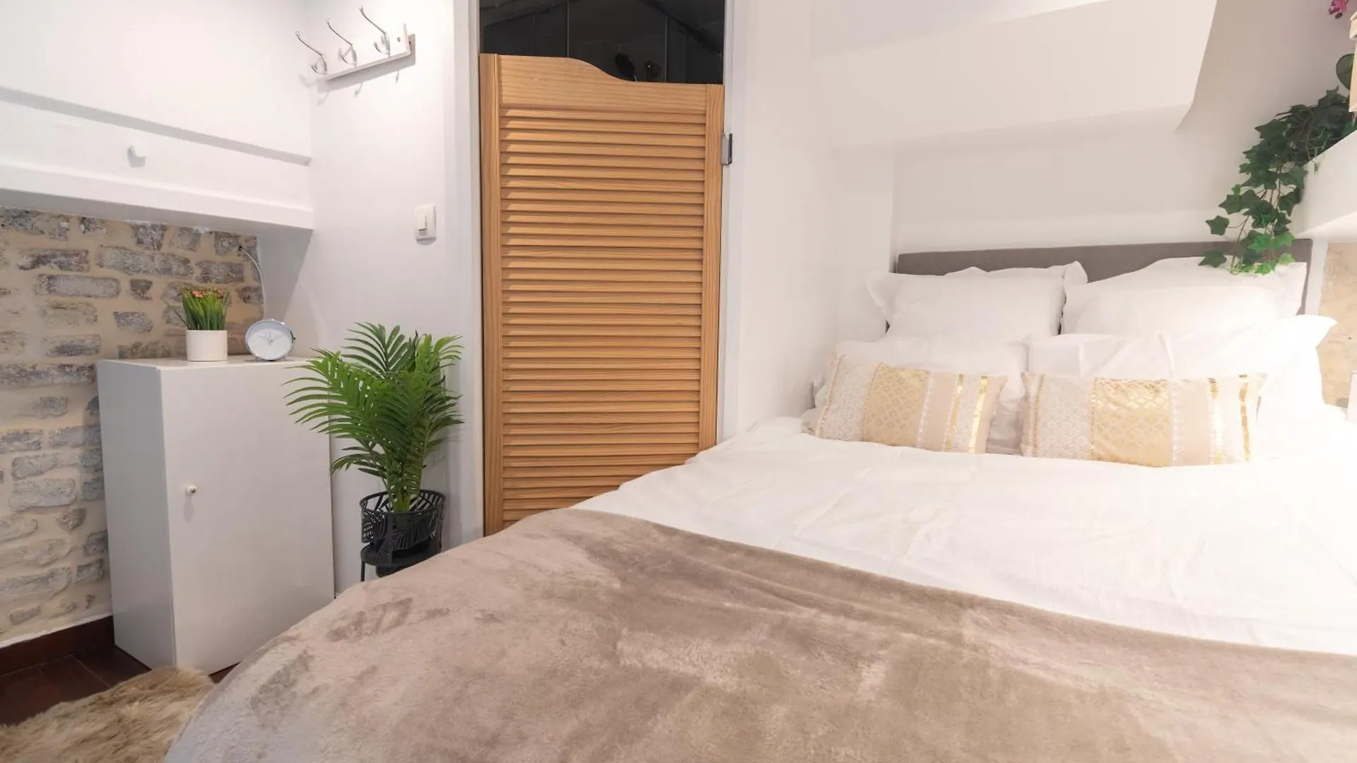 Duplex Parisien Charmant Metro13 Daire Paris